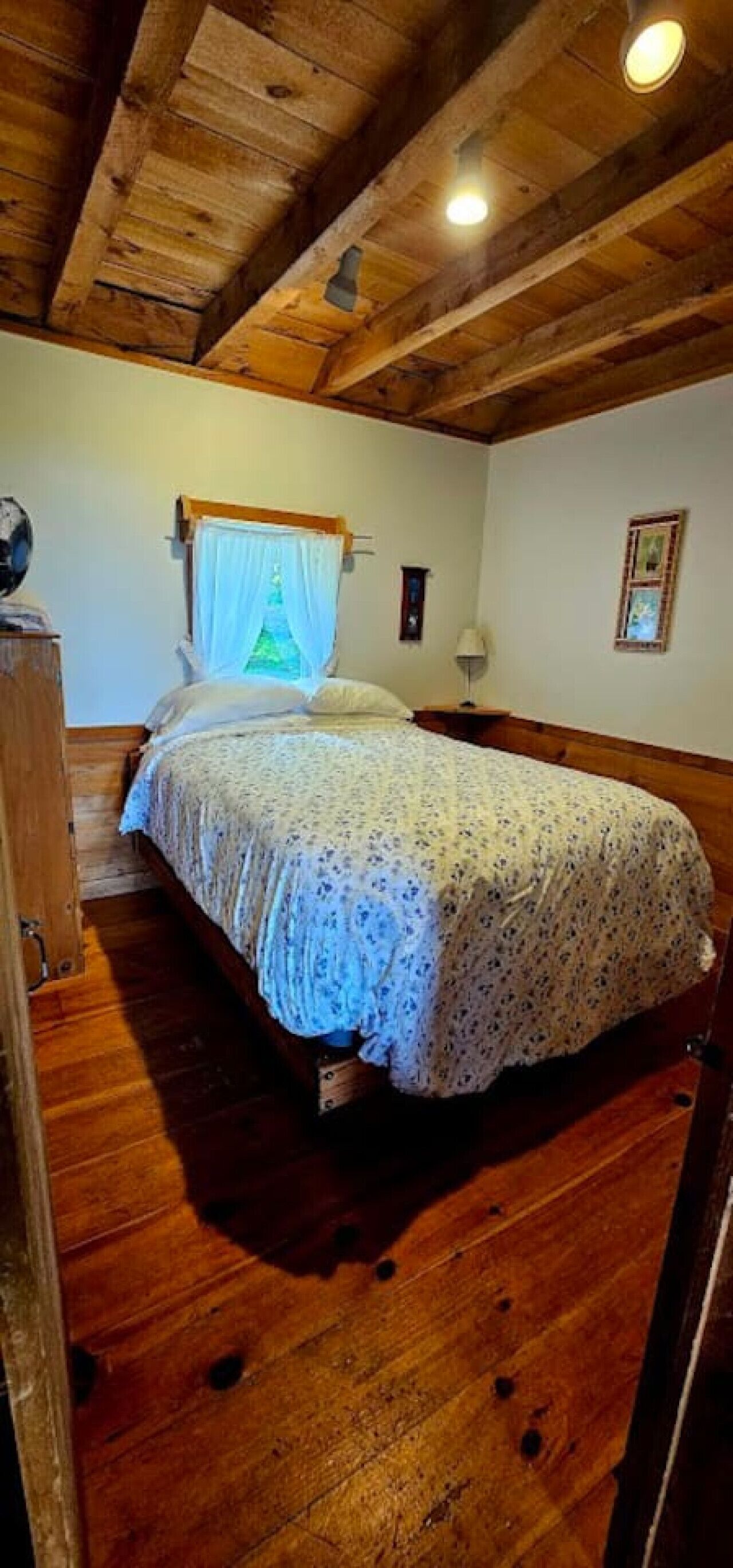 2 bedrooms, free WiFi, bed sheets, wheelchair access