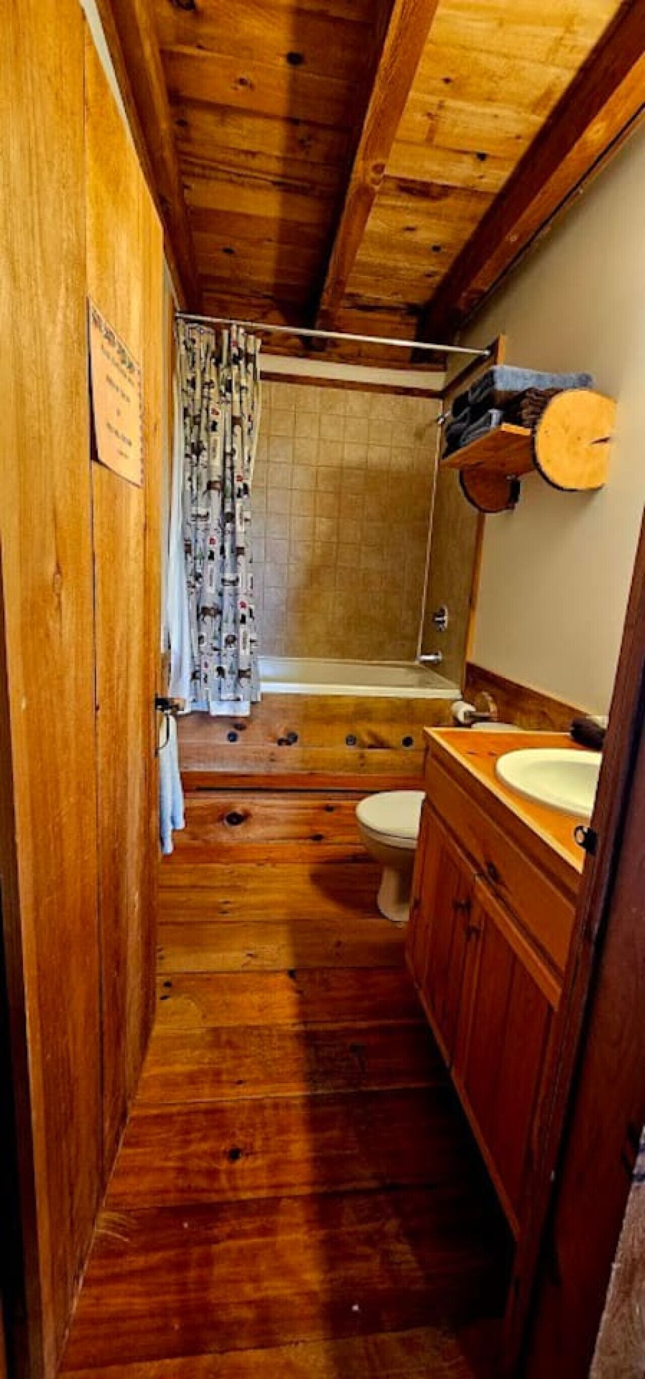 Sèche-cheveux, serviettes fournies