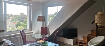 In the HarzerVogelnest: Silberbornbad and the racecourse are just a 5-minute drive away.