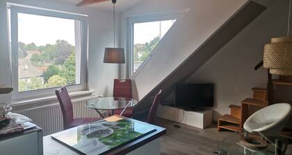 In the HarzerVogelnest: Silberbornbad and the racecourse are just a 5-minute drive away.