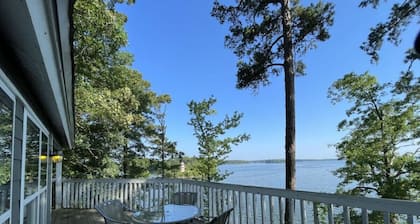 Southern Lakeside Cabin #15