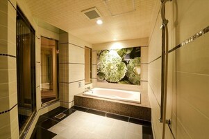 Deluxe Double Room | Free WiFi