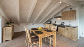 Private kitchen - Villa Alpenpanorama (Ohlstadt)