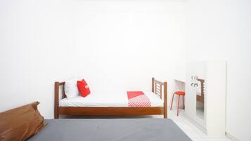 Standard Twin Room | Free WiFi, bed sheets