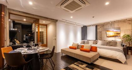 3 minutes from Kamakura Station | 2 Queen Beds, 1 Single Sofa Bed | Up to 5 Guests