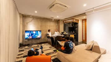 電視、書籍