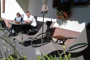 Outdoor dining - Pleasant holiday home with balcony (St.Peter)