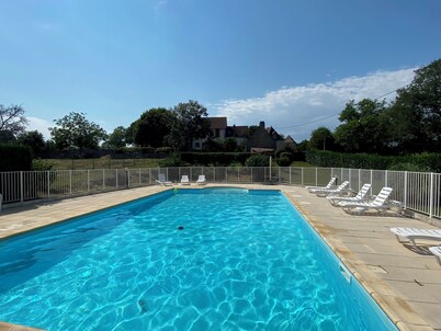 Maison de Famille 12 Personnes à la Campagne . Proximité de Grand Sites