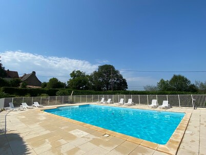 Maison de Famille 12 Personnes à la Campagne . Proximité de Grand Sites