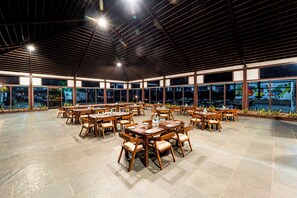 Restaurant - Gandhisagar Forest Retreat (Bhanpura)
