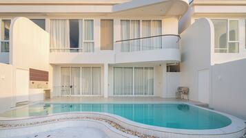 Khu ẩm thực ngoài trời