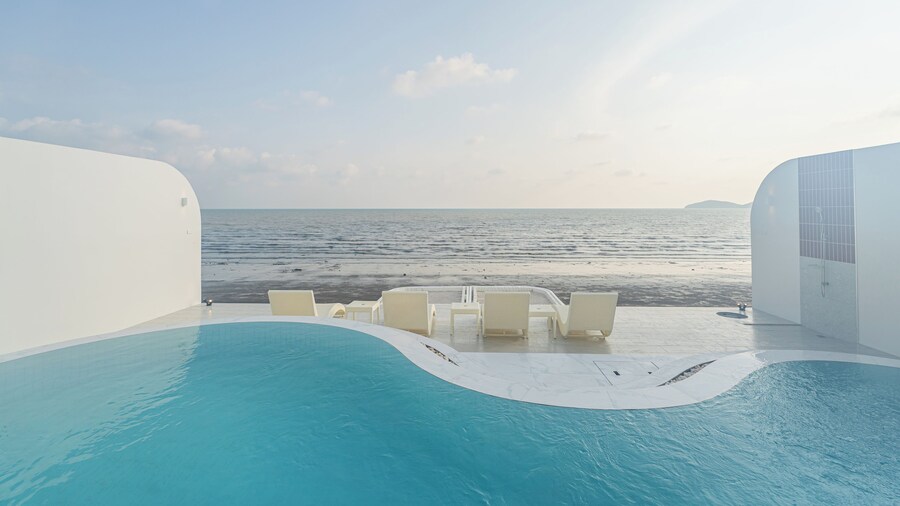 Aadhitiya Private Pool Villas