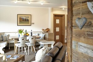 Dining - Pleasant apartment in Kirchberg im Wald (Garmisch-Partenkirchen)