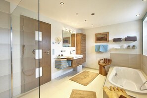 Douche, serviettes fournies