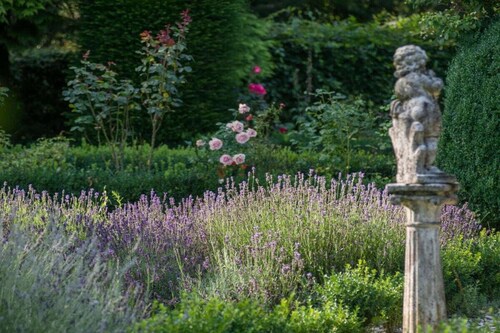 Apartment in a wooded area on Lake Faak