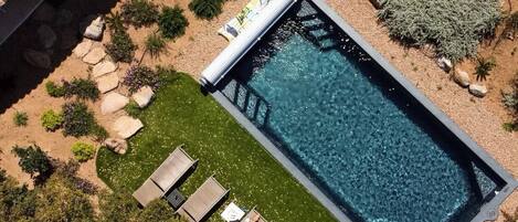 Indoor pool, outdoor pool