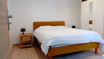 3 chambres, fer et planche Ă repasser, lit parapluie, Wi-Fi gratuit