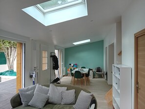 Interior - Maison 3 Chambres 2 Salles de Bains 15 min Stade de France , 5 min Aéroport CDG (Louvres)