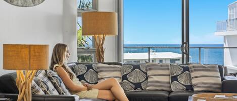 Télévision, espaces bureaux