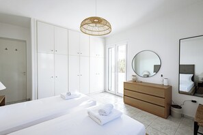 4 quartos, cofres nos quartos, ferros/tábuas de passar roupa