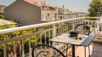 Studio Deluks | Teras/patio