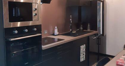 Bel appartement spacieux propre proche de tout.