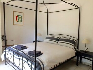 5 bedrooms, WiFi, bed sheets - Villa Située Dans un Cadre Magnifique Avec Piscine Privée (Moliets-et-Maa)