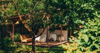 Marta 8 - House & Garden