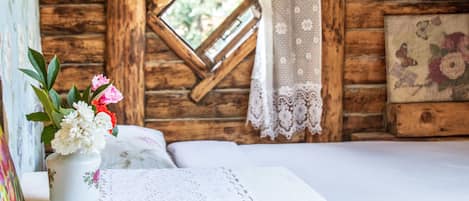 Romantic Double Room | Desk, laptop workspace, blackout drapes, iron/ironing board
