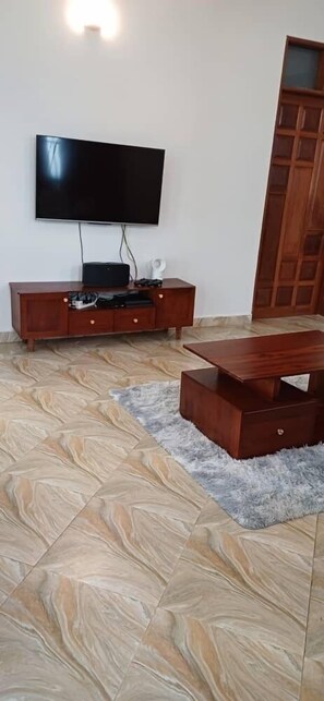 In-room dining - Morris Multi (Dar es Salaam)