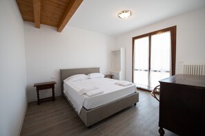 로열 아파트 | 3 개의 침실, 침대 시트