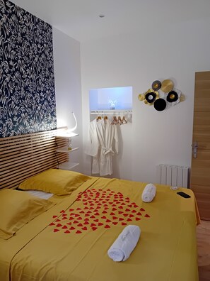 1 sovrum, strykjärn/strykbräda, wi-fi och sängkläder
