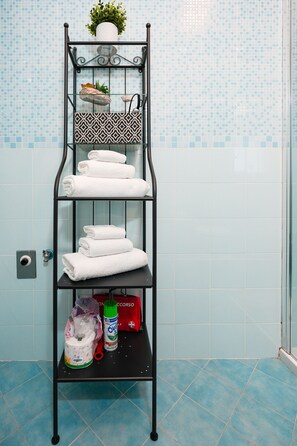 Spa - Nuvola Apartment Fiumicino Easy Self check-in (Fiumicino)