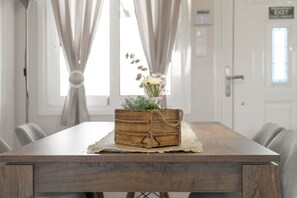 Exclusive Villa | Dining room