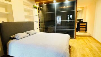 3 chambres, bureau, fer et planche Ă repasser, Wi-Fi gratuit