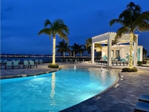 Pool - Melbourne Riverfront condo by the beach, pool, hot tub, dock, washer/dryer  (Melbourne Beach)