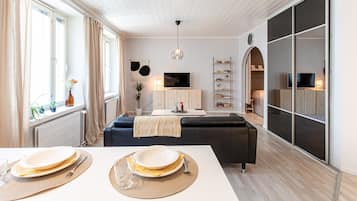 City Apartment | Premium bedding, individually decorated, individually furnished