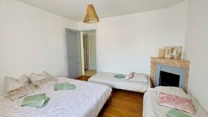 1 bedroom, in-room safe, desk, iron/ironing board