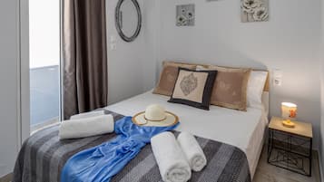 Soundproofing, iron/ironing board, free WiFi, bed sheets