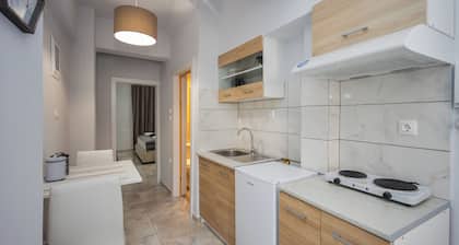 Sun City Apartments by Estia