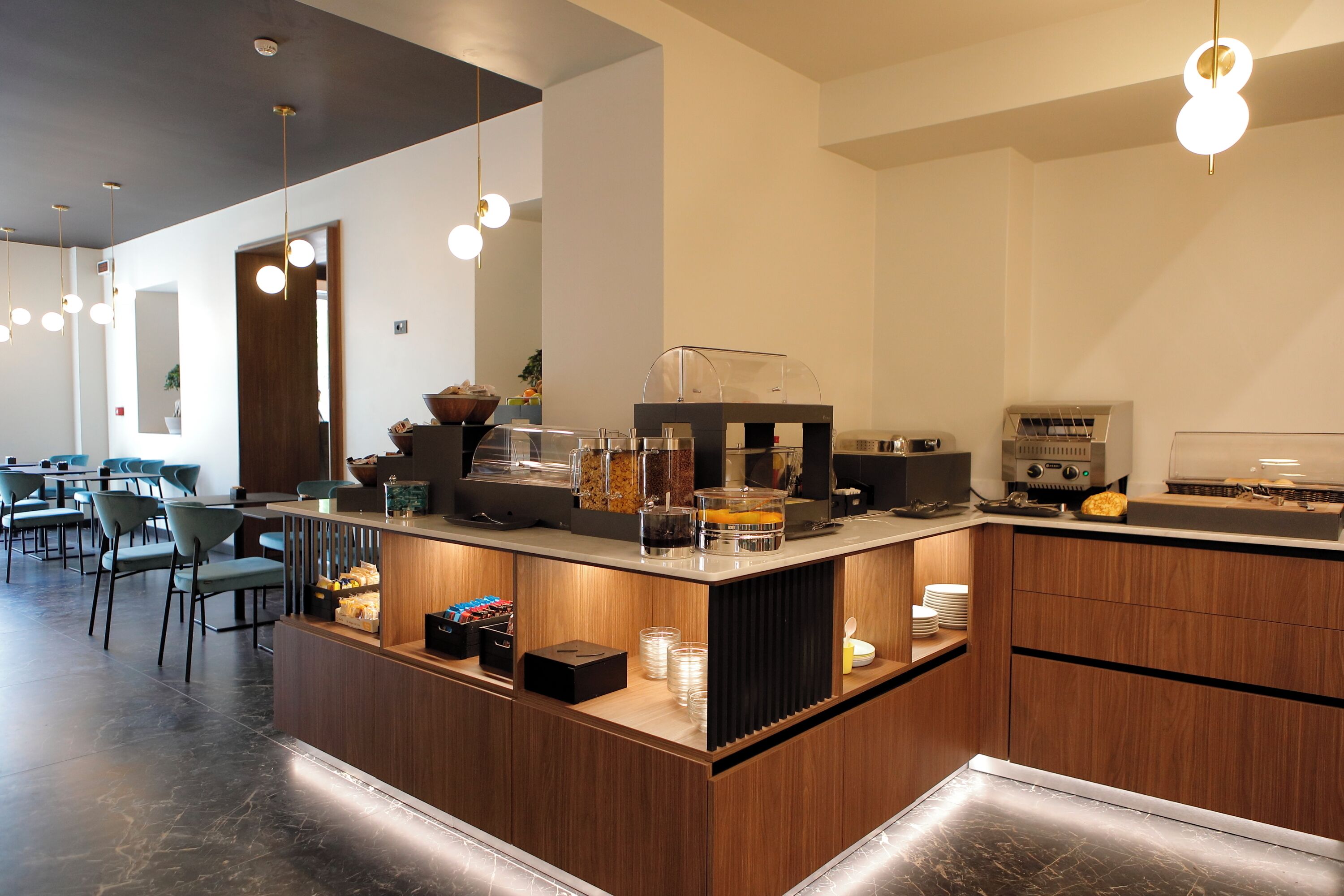 Desayuno buffet incluido todos los días 