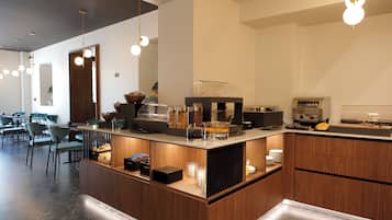 Desayuno buffet incluido todos los días
