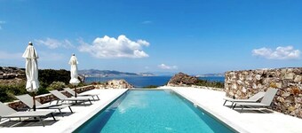 5-Bedroom Villa with a Breathtaking Panoramic View of the Aegean.
