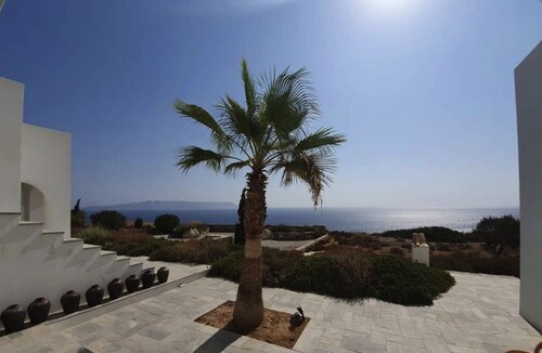 5-Bedroom Villa with a Breathtaking Panoramic View of the Aegean.
