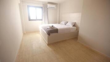 Family Apartment | 1 bilik tidur, bar mini, Wi-fi percuma
