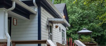 The Shabby Chic Studio - Cute 1-Bedroom Close to UNC!