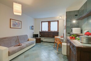 Family Studio, Mountain View (Fiori di Miele) | Living area