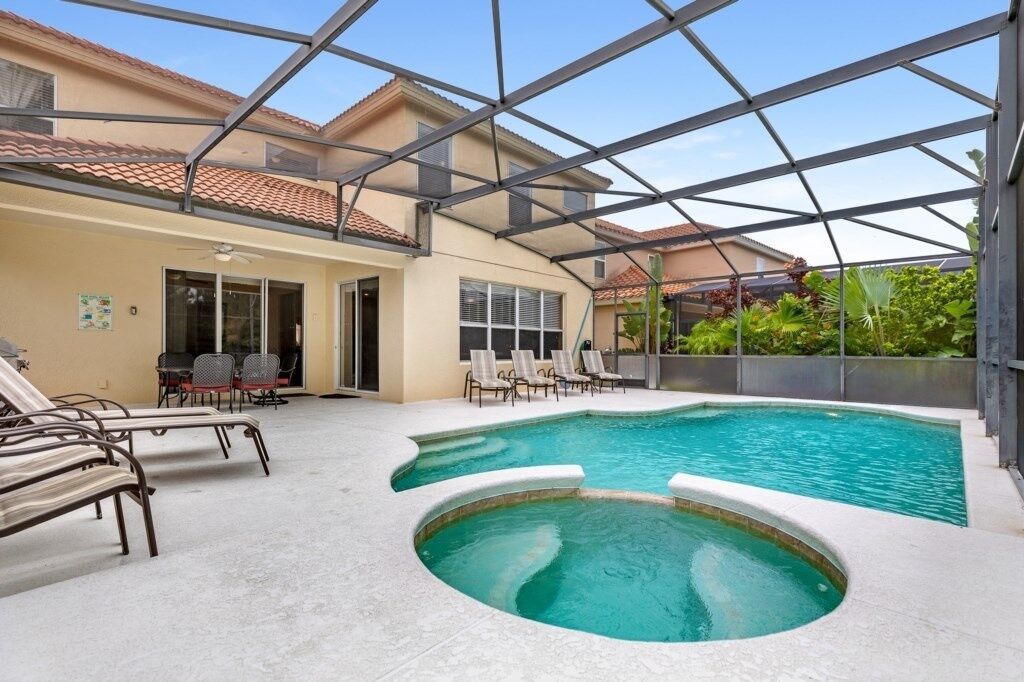 House, 6 Bedrooms | Pool