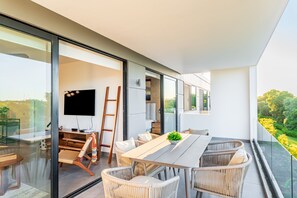 Apartament, 2 dormitoris | Servei de restauració a l'aire lliure