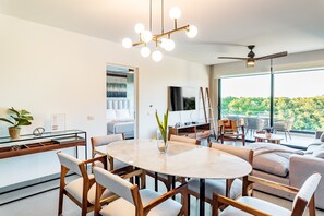 Dining - Casa Bonita 2 Bedroom Apts by RedAwning (Playa del Carmen)